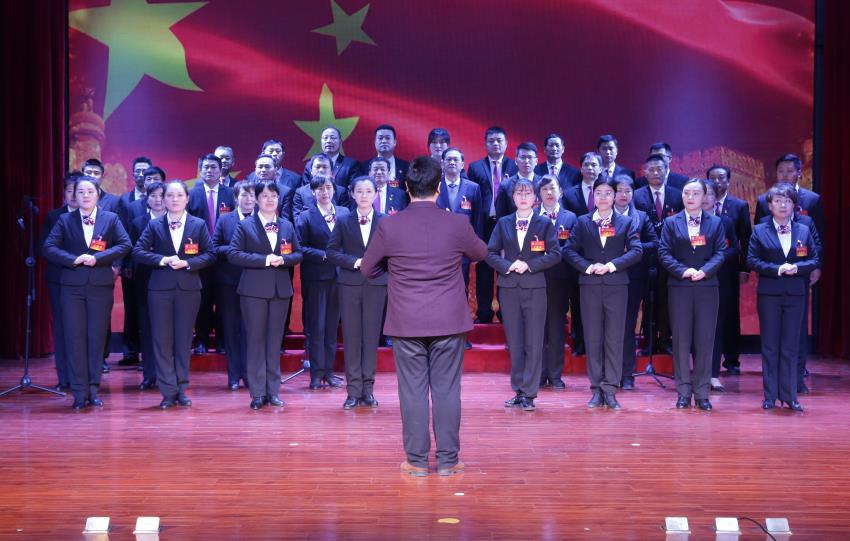 徐州寶潤實業(yè)集團2019年度工作動員大會---大合唱《團結(jié)就是力量》、《我愛你中國》
